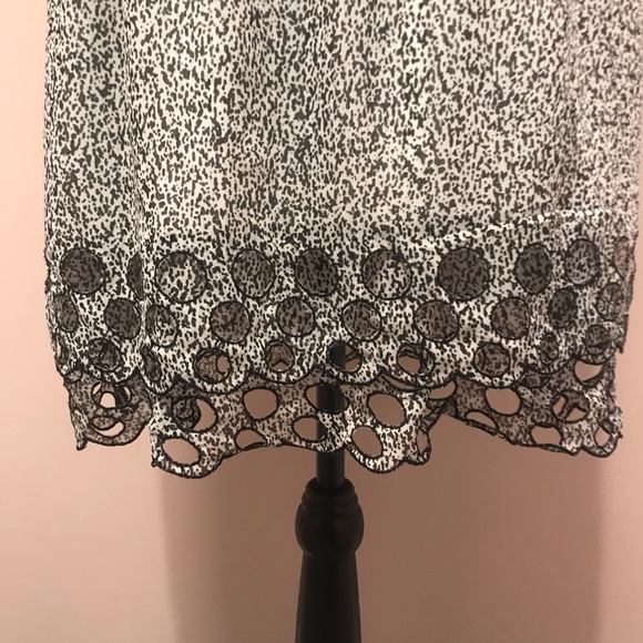 Bar III Black and White Laser Cut Smock Waist Feminine Dress Size Medium - Picture 5 of 7